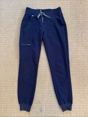Figs Women’s Navy Drawstring Jogger Pants